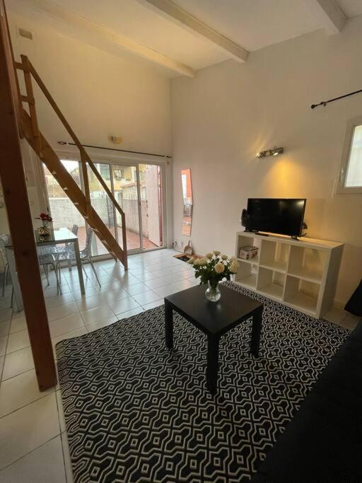 Charmant Duplex + Terrasse A 5 Min Du Centre D'Aix Apartment Aix-en-Provence Exterior photo